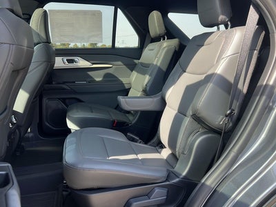 2027 Ford Explorer Active w/200A Pkg