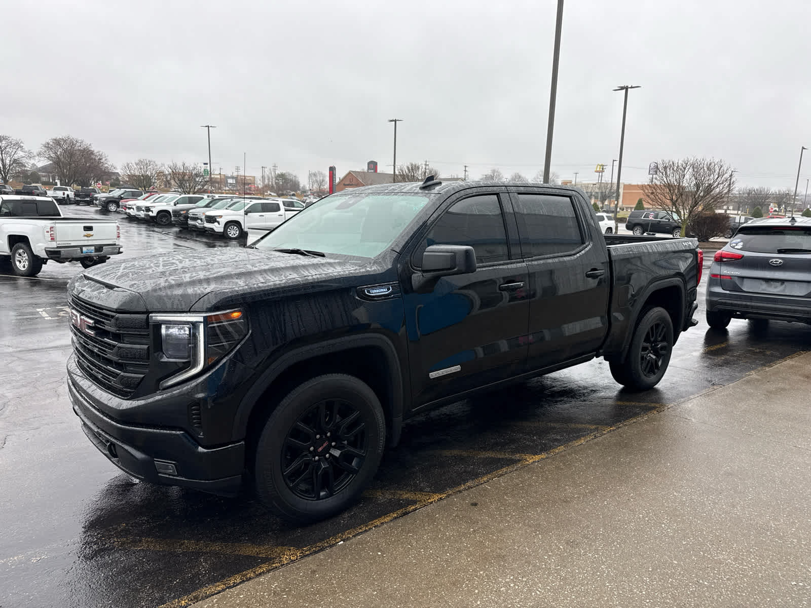 2025 GMC Sierra 1500 Elevation