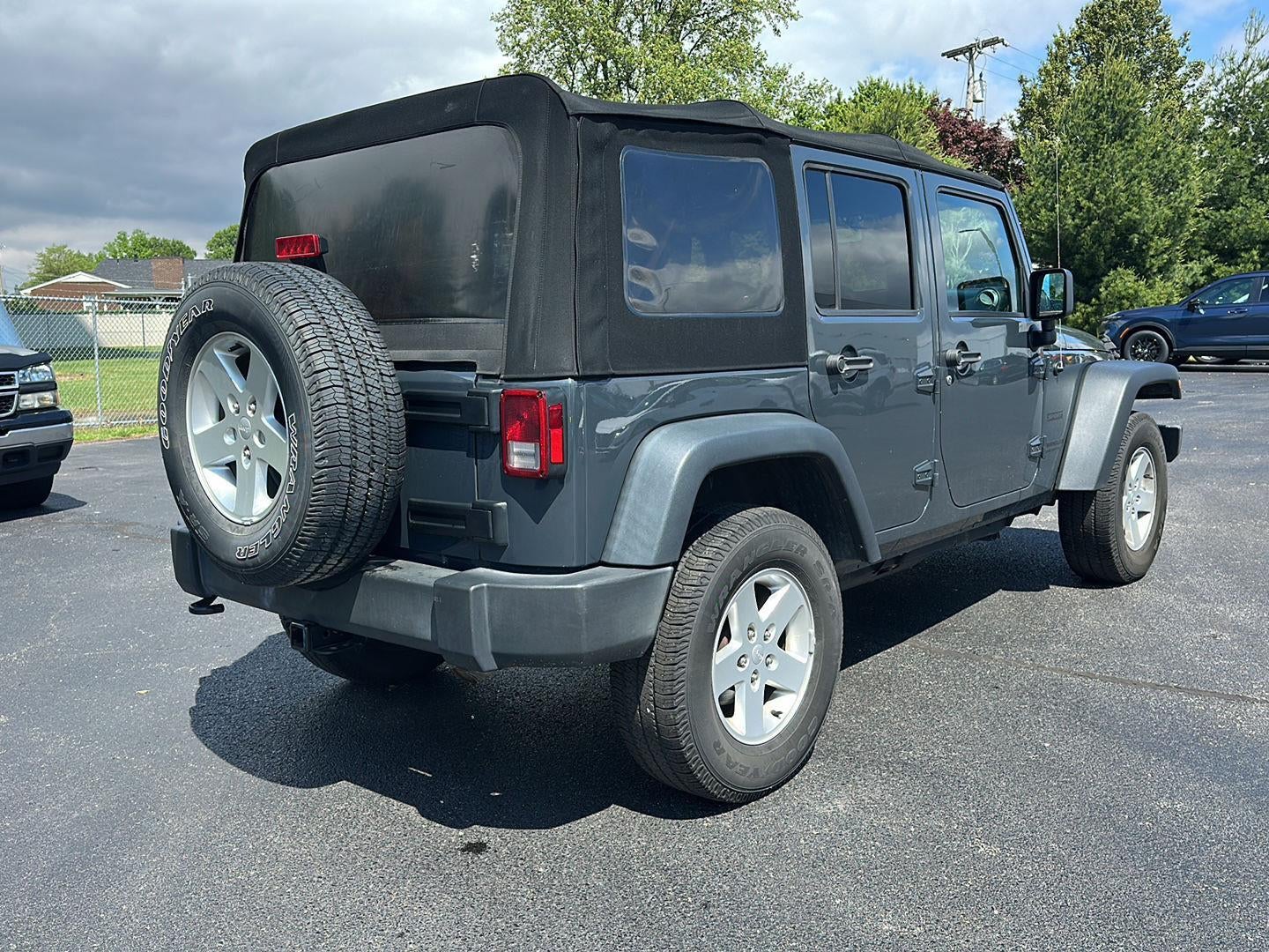 2016 Jeep Wrangler Unlimited Sport