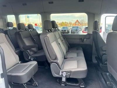 2023 Ford Transit Passenger Wagon XLT