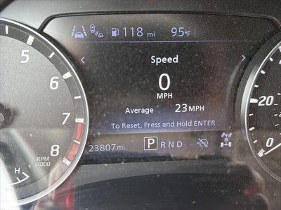 2024 Nissan Frontier SL
