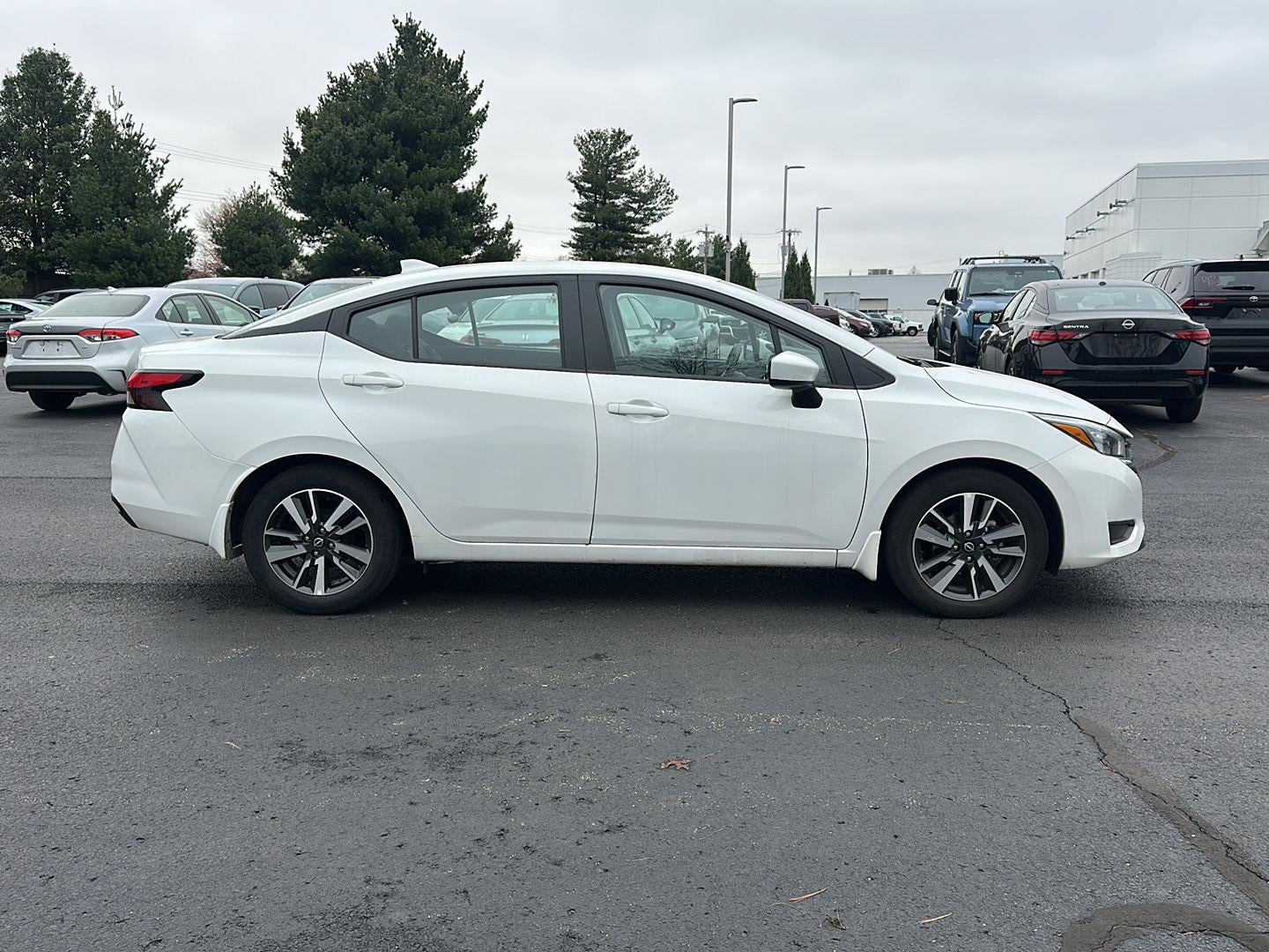 2025 Nissan Versa SV