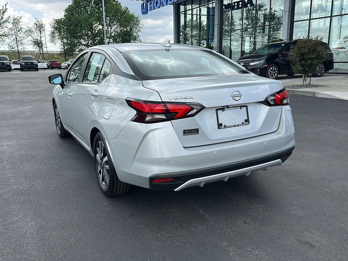 2025 Nissan Versa SV