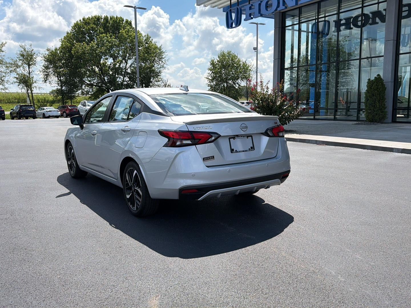 2024 Nissan Versa SR