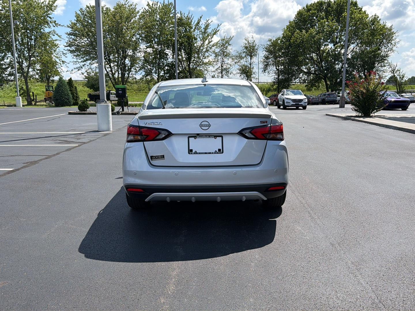 2024 Nissan Versa SR