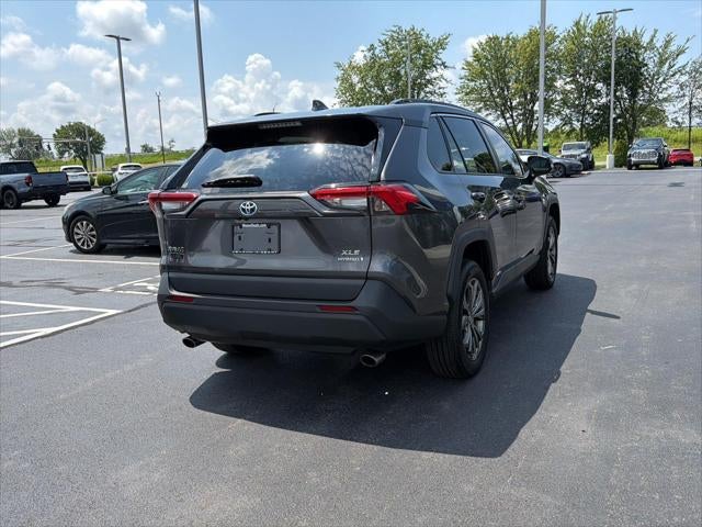 2022 Toyota RAV4 Hybrid XLE Premium