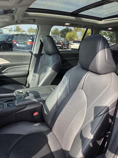 2025 TOYOTA TRUCK GRAND HIGHLANDE HYBRID LIMITED