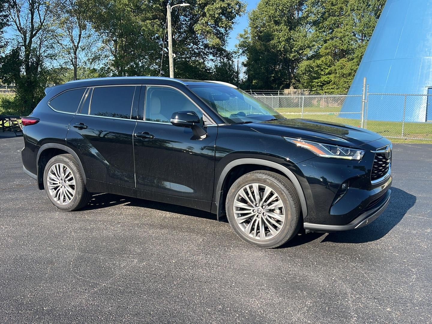 2022 Toyota Highlander Platinum
