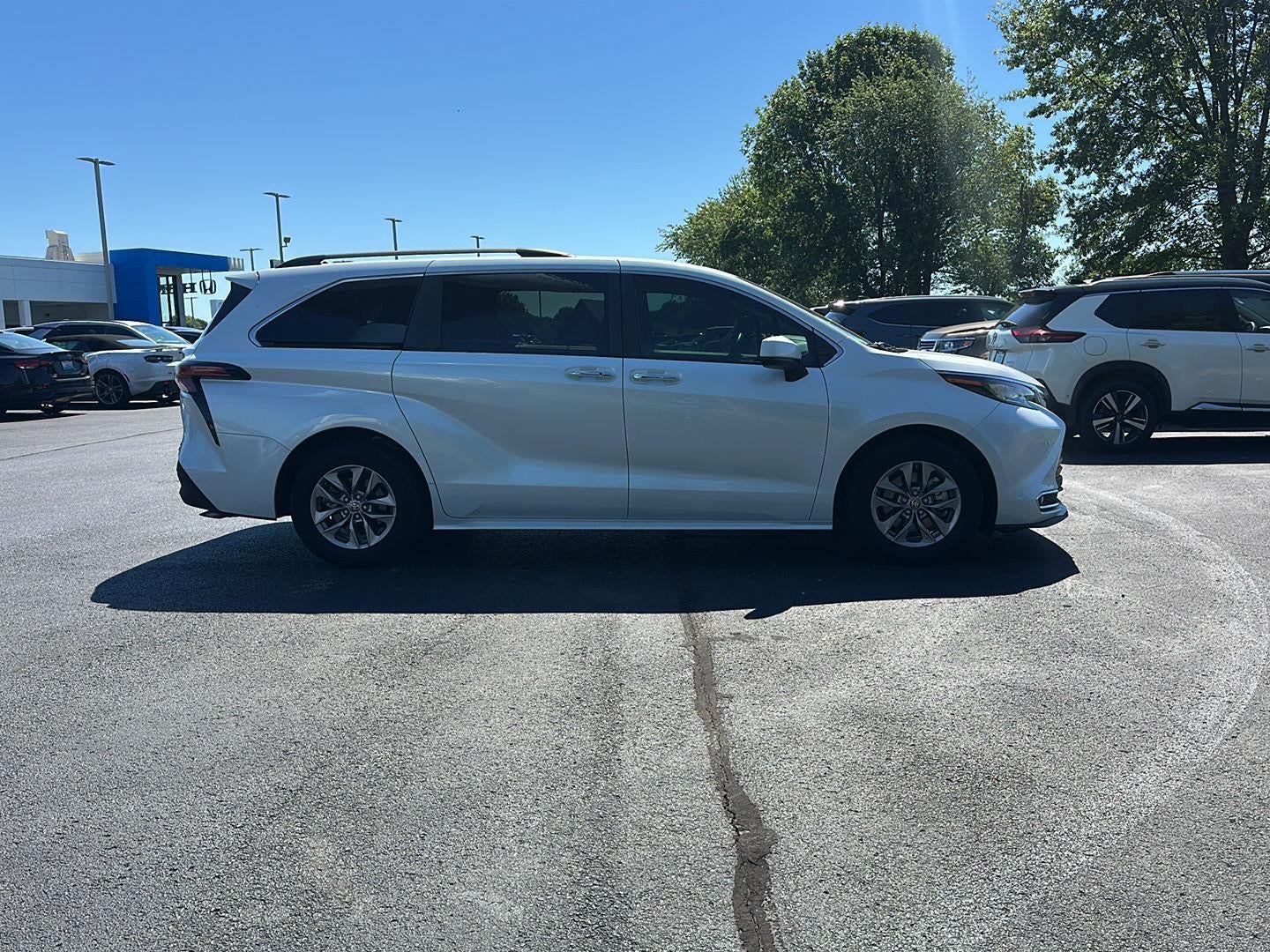2022 Toyota Sienna XLE