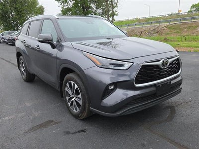 2024 Toyota Highlander XLE
