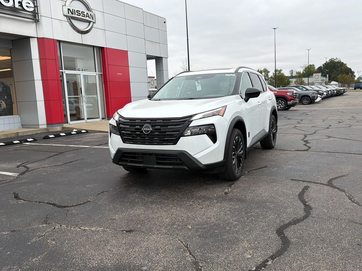 2026 Nissan Rogue Dark Armor